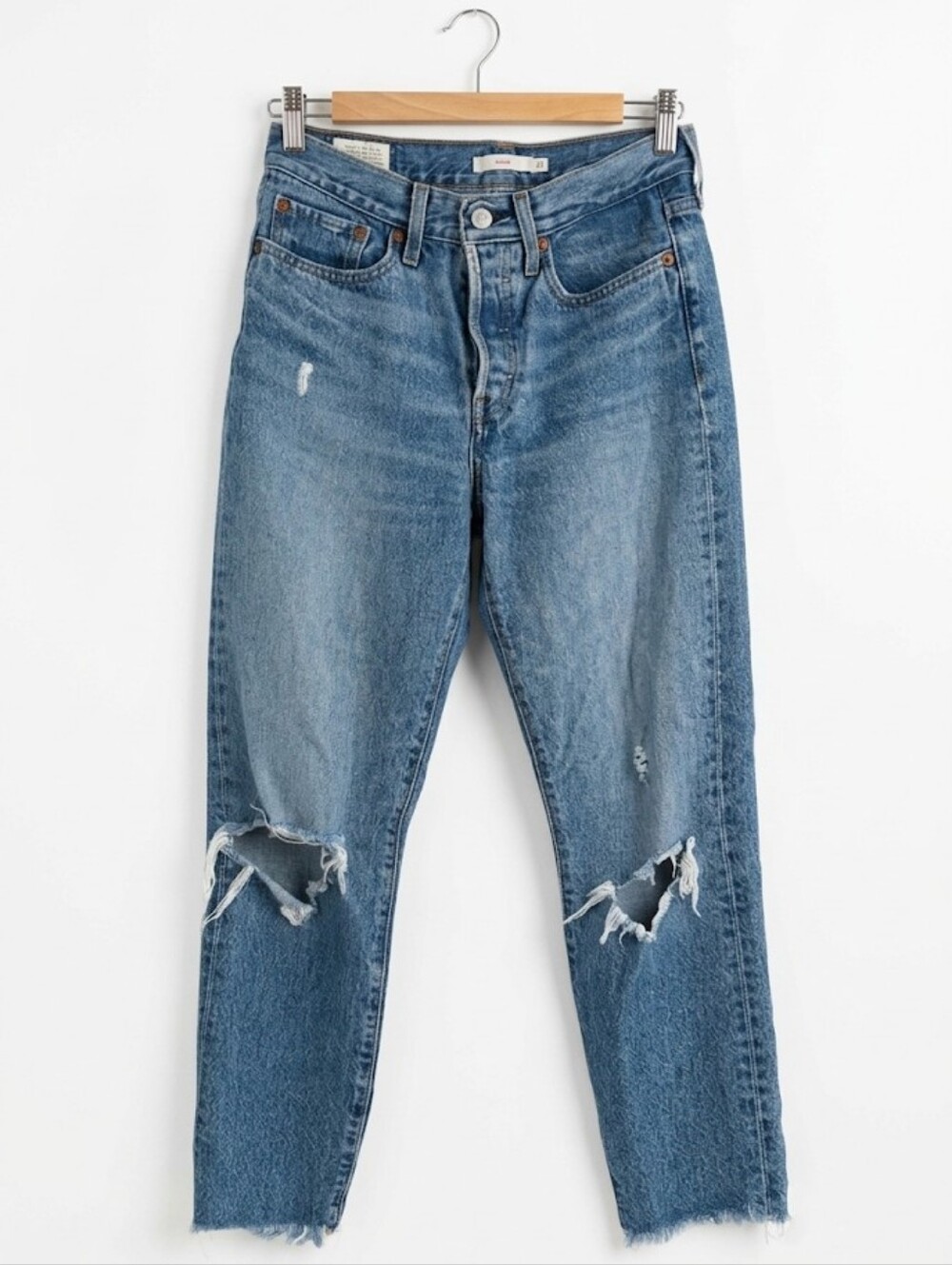 Levi's Wedgie Distressed Jeans, Medium Wash, Size 27